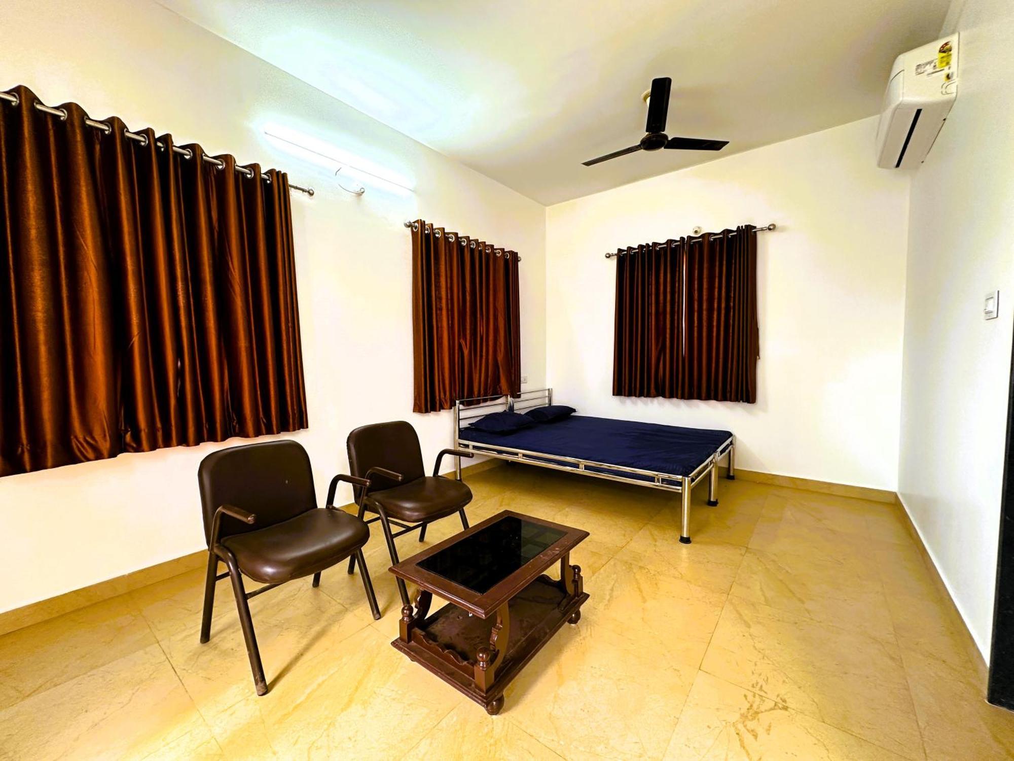 Ranjan Vadi Hotel Bhuj Exterior photo
